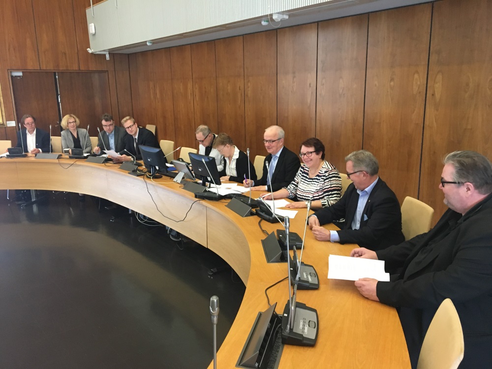 Sopimus Vantaan luottamushenkilöpaikkojen jakamisesta vuosille 2017-2021